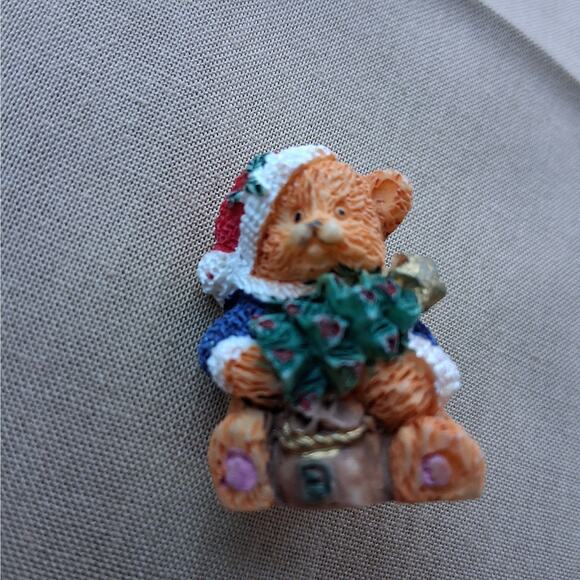 Small Christmas Santa Bear Pin Brooch - Picture 1 of 4